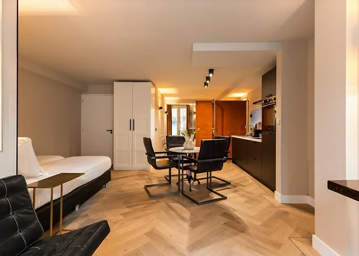 Midtown Royal アパートホテル アムステルダム